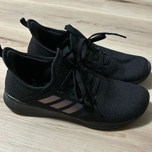 Adidas Cloudfoam ladies shoes size 9 NEW